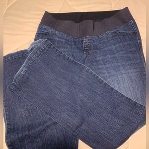 Old Navy Maternity size 10 jeans